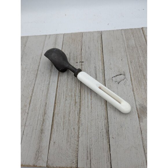 Bonny Prod Aluminum Plastic White Ice Cream Scoop 8 1/4" - Picture 6 of 8